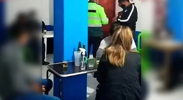 Las personas fueron multadas con 380 soles.