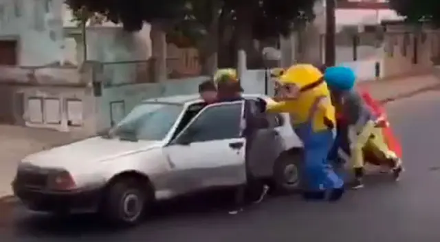 Unos payasos, el hombre araña y un Minion se volvieron virales Unos payasos, el hombre araña y un Minion se volvieron virales
