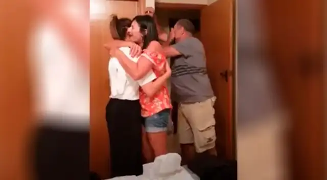 La tierna reacción de unos padres cuando se enteran de que serán abuelos