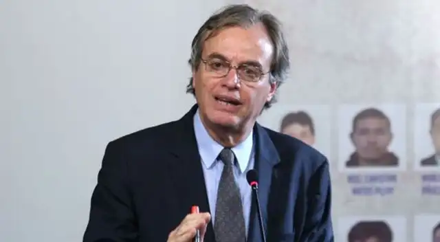 Basombrío considera que Montoya se encuentra “muy solo” en el ministerio. Basombrío considera que Montoya se encuentra “muy solo” en el ministerio.