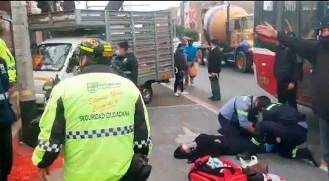 Mujer fue atropellada en Surco. Mujer fue atropellada en Surco.