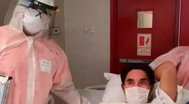 Él médico les pide a las personas seguir con las medidas de seguridad sanitarias. Él médico les pide a las personas seguir con las medidas de seguridad sanitarias.