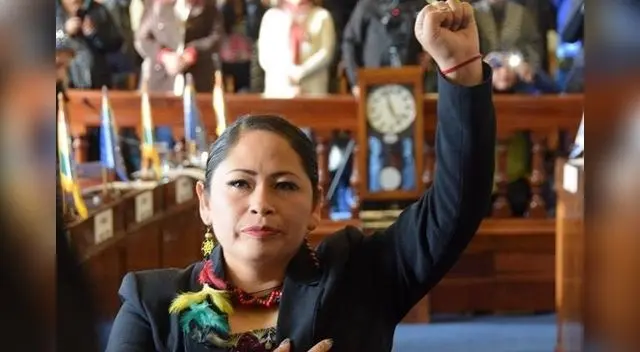 Comentarios racistas de Martha Chavez, llegaron hasta Bolivia. Comentarios racistas de Martha Chavez, llegaron hasta Bolivia.