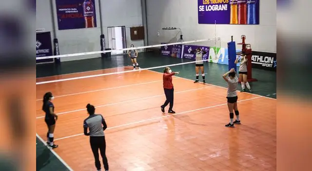 Selección Peruana de voley sub 18 inició entrenamientos