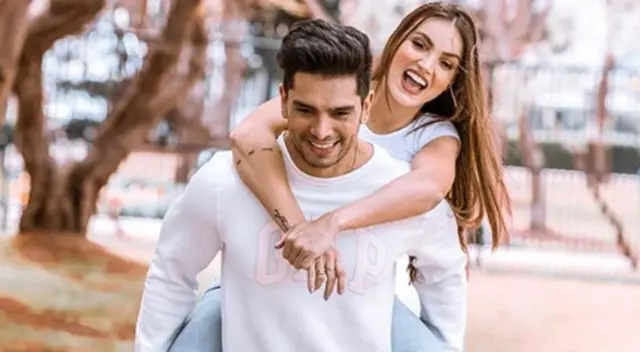 Rafael Cardozo desmintió una separación de su pareja, Carol Reali, y explicó por qué borró las fotos juntos de sus redes sociales. Rafael Cardozo desmintió una separación de su pareja, Carol Reali, y explicó por qué borró las fotos juntos de sus redes sociales.