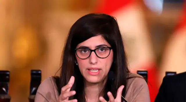 Representante del MEF reconoció que hubo errores en su gestión. Representante del MEF reconoció que hubo errores en su gestión.