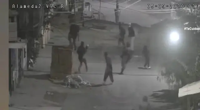 Las cámaras de seguridad de la zona captaron los hechos.