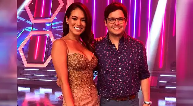 Jazmín Pinedo y Gian Piero Díaz en detrás de cámaras de Esto es guerra.