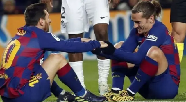 Antoine Griezmann cambiará de equipo tras conocer la decisión de Lionel Messi, según importante medio británico. Conoce aquí cuáles serían las razones de su decisión.