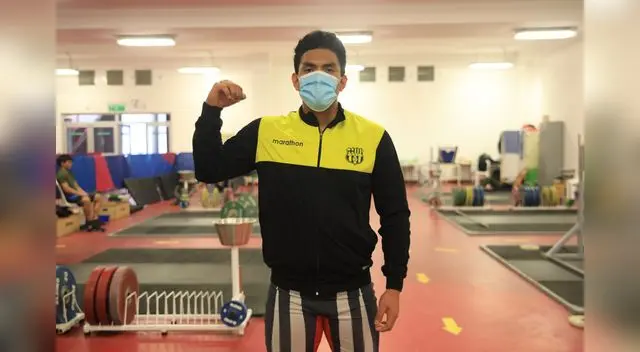 Emanuel Feijoo rumbo al mundial Sub 17 de pesas