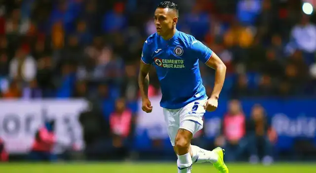 Yoshimar Yotún es una de las figuras del Cruz Azul.