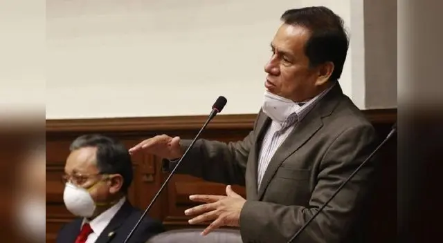 Hoy podría debatirse en el Pleno del Congreso la moción de censura contra Alva. Hoy podría debatirse en el Pleno del Congreso la moción de censura contra Alva.