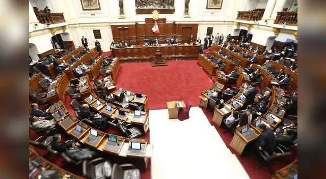 Comisión de Fiscalización del Congreso cita para esta tarde a Karen Roca.