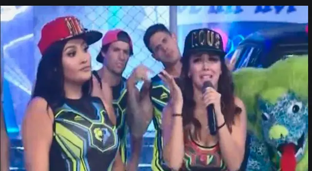 Rosángela Espinoza le ganó a Michelle Soifer en duelo de baile y ella se 'enojó' Rosángela Espinoza le ganó a Michelle Soifer en duelo de baile y ella se 'enojó'