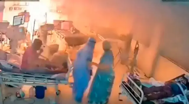 Ventilador mecánico explota dentro de un hospital que trata a pacientes con COVID-19 Ventilador mecánico explota dentro de un hospital que trata a pacientes con COVID-19