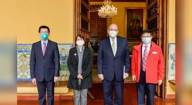 Minsa recibe delegación del laboratorio Sinopharm Minsa recibe delegación del laboratorio Sinopharm