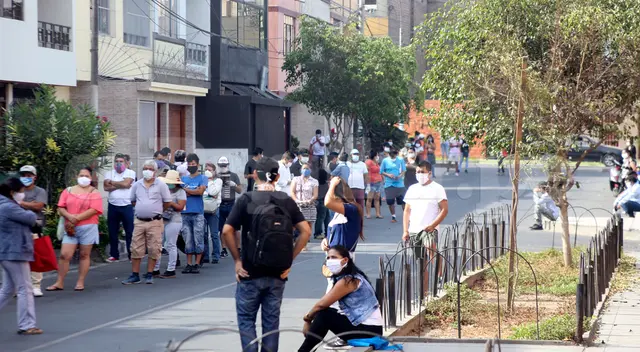 El segundo bono Universal de S/760 es entregado a los peruanos que se inscribieron en la plataforma del Registro Nacional de Hogares del Reniec. El segundo bono Universal de S/760 es entregado a los peruanos que se inscribieron en la plataforma del Registro Nacional de Hogares del Reniec.