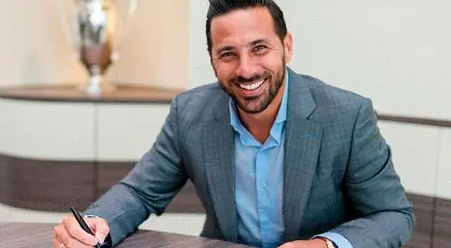 Pizarro, el “Embajador” del Perú en Alemania. Pizarro, el “Embajador” del Perú en Alemania.