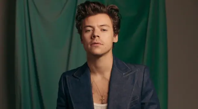 El cantante Harry Styles aseguró que espera poder hacer sus shows en 2021, pero que aún no puede confirmarlo debido a la pandemia. El cantante Harry Styles aseguró que espera poder hacer sus shows en 2021, pero que aún no puede confirmarlo debido a la pandemia.