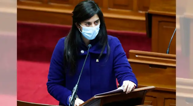 Congreso discute moción de censura contra María Antonieta Alva.