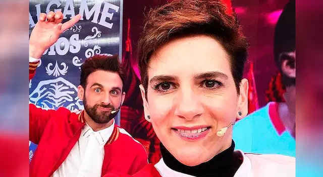 Rodrigo González y Gigi Mitre estrenaron su nuevo programa Amor y fuego por Willax Televisión tras un año alejados de la pantalla chica. Rodrigo González y Gigi Mitre estrenaron su nuevo programa Amor y fuego por Willax Televisión tras un año alejados de la pantalla chica.