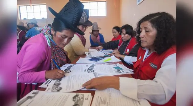 Este mes culmina el pago del último tramo del primer bono Universal y el Midis anunció el cronograma para los beneficiarios que aún no cobraron S/760 en regiones.