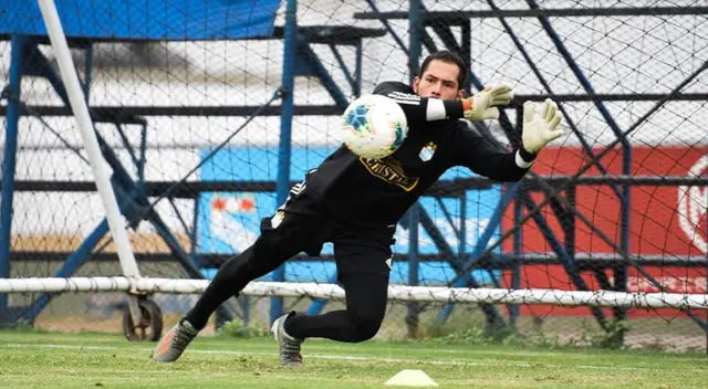 Patricio Álvarez dejó de ser jugador de Sporting Cristal.
