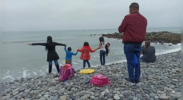 Asisten a playa pese a estado de emergencia por coronavirus. Foto referencial.