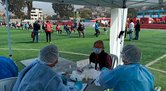 Campaña de pruebas rápidas COVID-19 en el Rímac.