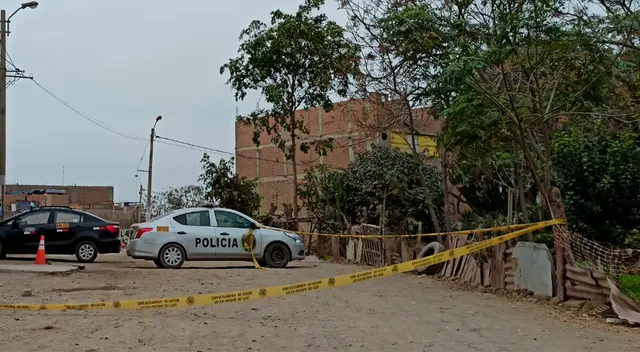 hallan cadáver de hombre en vía pública
