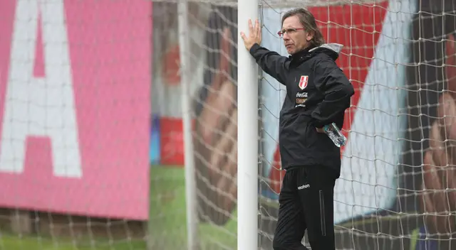 Ricardo Gareca se alista para el inicio de las Eliminatorias | Foto: FPF