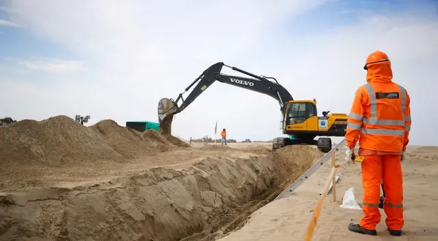 El ministerio de Vivienda presentó un subsidio que beneficiará a las familias peruanas que quieren construir en sus terrenos propios o en aires independizados. El ministerio de Vivienda presentó un subsidio que beneficiará a las familias peruanas que quieren construir en sus terrenos propios o en aires independizados.