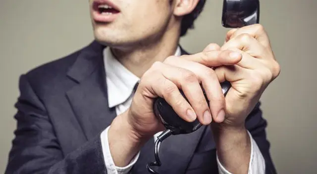 Llamadas innecesarias a los número de emergencia serán multadas.