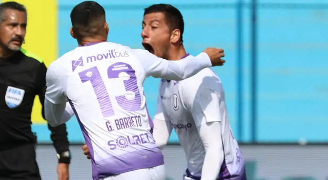 Federico Alonso desató la alegría crema con gol a Mannucci | Foto: @Universitario Federico Alonso desató la alegría crema con gol a Mannucci | Foto: @Universitario