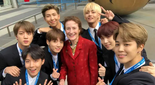 Henrietta H. Fore, la directora ejecutiva de UNICEF, resaltó el apoyo que ha brindado BTS a la juventud en la crisis por el coronavirus.