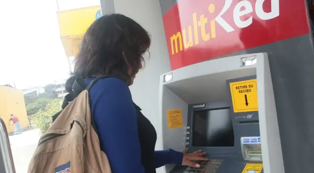 Cada bono tiene diferentes padrones de beneficiarios y se entrega S/760 a los trabajadores independientes, a peruanos de pobreza y extrema pobreza, a ciudadanos de zonas rurales y zonas urbanas. Cada bono tiene diferentes padrones de beneficiarios y se entrega S/760 a los trabajadores independientes, a peruanos de pobreza y extrema pobreza, a ciudadanos de zonas rurales y zonas urbanas.