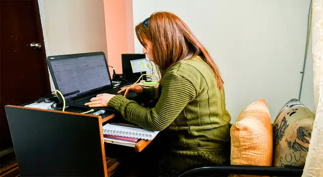 La especialista recomienda realizar una pausa activa cada 45 minutos La especialista recomienda realizar una pausa activa cada 45 minutos