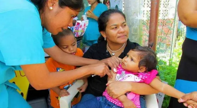 La vacunación contra la tos convulsiva es muy importante.