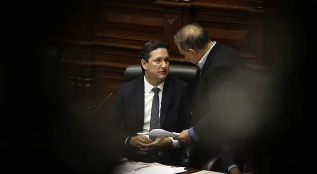 Bases de Somos Perú rechazaron inscripción de Daniel Salaverry en el partido. Bases de Somos Perú rechazaron inscripción de Daniel Salaverry en el partido.