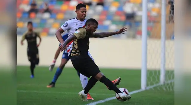 Universitario perdió sus encuentros con Municipal en el torneo 2019. Universitario perdió sus encuentros con Municipal en el torneo 2019.