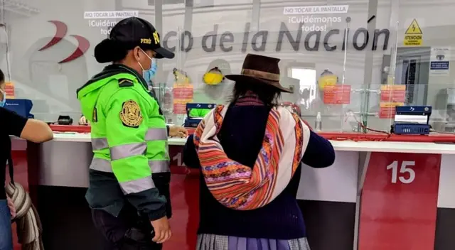 Beneficiarios del bono Universal podrán cobrar S/760 desde su celular mediante la banca móvil del Banco de la Nación e Interbank. Beneficiarios del bono Universal podrán cobrar S/760 desde su celular mediante la banca móvil del Banco de la Nación e Interbank.