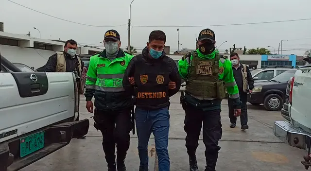 Keiby Hernández Martínez fue trasladado hasta la comisaría de San Juan de Miraflores para continuar con las investigaciones del caso. Keiby Hernández Martínez fue trasladado hasta la comisaría de San Juan de Miraflores para continuar con las investigaciones del caso.