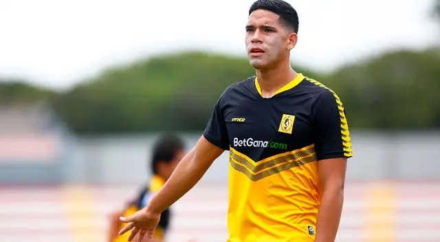 Yuriel Celi se queda en Cantolao.