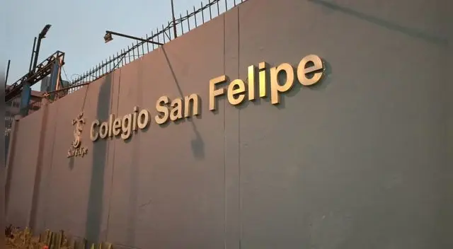 colegio San Felipe es tomada por antigua administración
