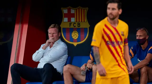 Ronald Koeman dirige a Messi en el Barcelona. Ronald Koeman dirige a Messi en el Barcelona.