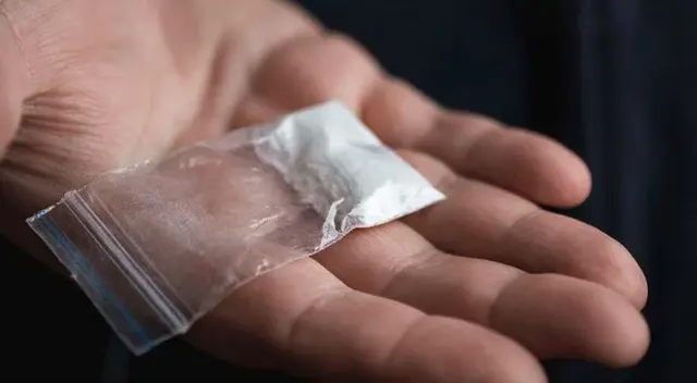 Niña muere luego de ingerir cocaína que su padre había dejado en casa Niña muere luego de ingerir cocaína que su padre había dejado en casa