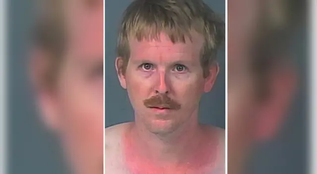 Johnathan Rossmoine, de 36 años, fue descubierto por la Policía del condado de Hernando. Johnathan Rossmoine, de 36 años, fue descubierto por la Policía del condado de Hernando.