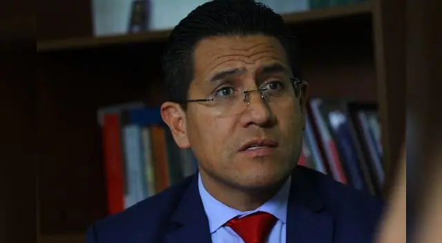Procurador Enco pidió a la Fiscal de la Nación que se inhiba de investigar al presidente Martín Vizcarra por haber sido mencionado en los audios del caso Richard Swing. Procurador Enco pidió a la Fiscal de la Nación que se inhiba de investigar al presidente Martín Vizcarra por haber sido mencionado en los audios del caso Richard Swing.
