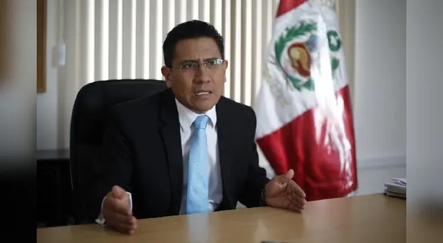 Procurador Enco pidió a la Fiscal de la Nación que se inhiba de investigar al presidente Martín Vizcarra por haber sido mencionado en los audios del caso Richard Swing. Procurador Enco pidió a la Fiscal de la Nación que se inhiba de investigar al presidente Martín Vizcarra por haber sido mencionado en los audios del caso Richard Swing.