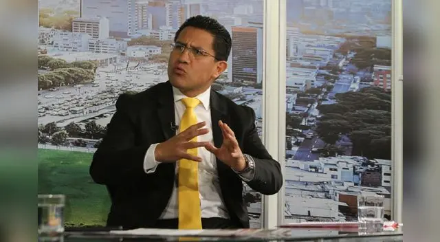 Procurador Enco pidió a la Fiscal de la Nación que se inhiba de investigar al presidente Martín Vizcarra por haber sido mencionado en los audios del caso Richard Swing. Procurador Enco pidió a la Fiscal de la Nación que se inhiba de investigar al presidente Martín Vizcarra por haber sido mencionado en los audios del caso Richard Swing.